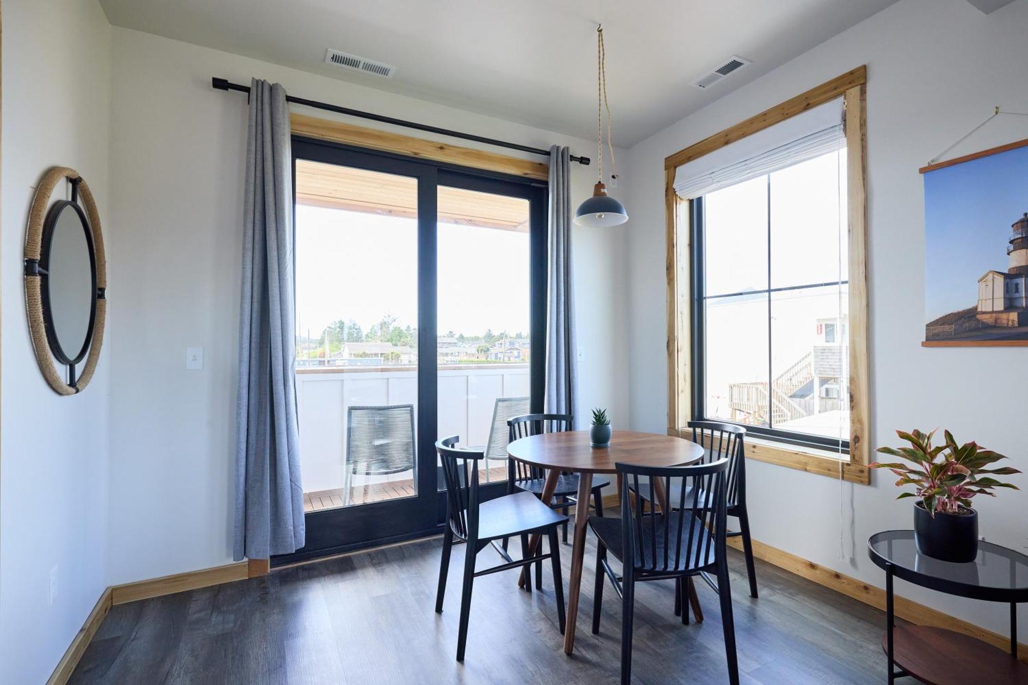 לונג ביץ' Boardwalk Cottages מראה חיצוני תמונה